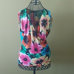 Milano, Size M, Floral Women's Top
